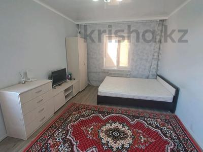 1-комнатная квартира, 40 м², 4/5 этаж помесячно, Отырар 56 — Рыскулова Байтерекова за 90 000 〒 в Шымкенте, Енбекшинский р-н