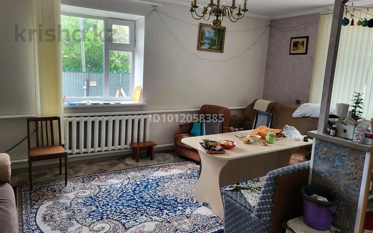 Часть дома · 5 комнат · 90 м² · 10 сот., ул. Шайдахмета Сергазина 12 за 15 млн ₸ в Есиль — фото 2