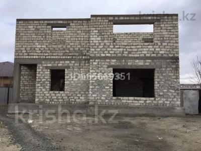 Отдельный дом · 6 комнат · 315 м² · , мкр Нурсая, Ушконыр 33 за 50 млн ₸ в Атырау