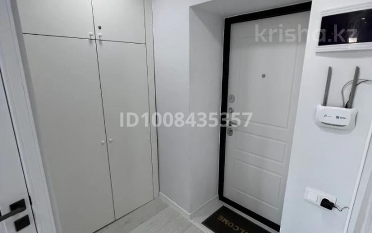 1-комнатная квартира · 30 м² · 2/5 этаж, улица Махамбета Утемисова 128б за 180 000 〒 в Атырау — фото 4