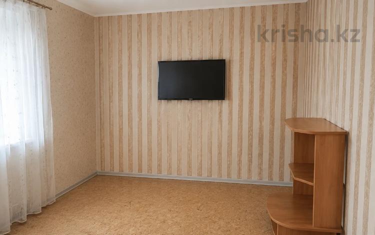 2-комнатная квартира · 41 м² · 2/2 этаж, Бобруйская за 10.5 млн ₸ в Караганде, Казыбек би р-н — фото 8