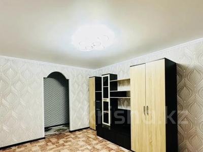 3-комнатная квартира · 56 м² · 2/5 этаж, Карла Маркса 16 за 9.5 млн ₸ в Шахтинске