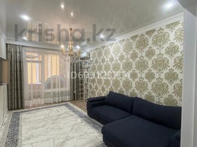 2-комнатная квартира · 73 м² · 1/7 этаж, проспект Назарбава 233/2 за 260 000 〒 в Уральске