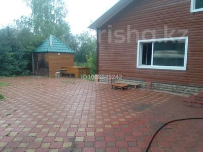 Отдельный дом · 4 комнаты · 130 м² · 10 сот., 2 Северная 22/2 за 45 млн 〒 в Щучинске