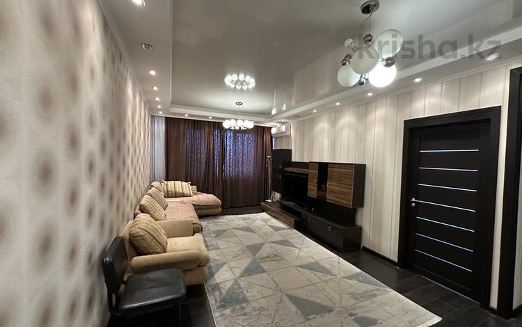 2-комнатная квартира · 70 м², Брусиловского 167 за 350 000 ₸ в Алматы, Алмалинский р-н — фото 2