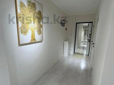 2-комнатная квартира · 57.6 м² · 9/9 этаж, 10 микр 18 за 18.9 млн ₸ в Аксае