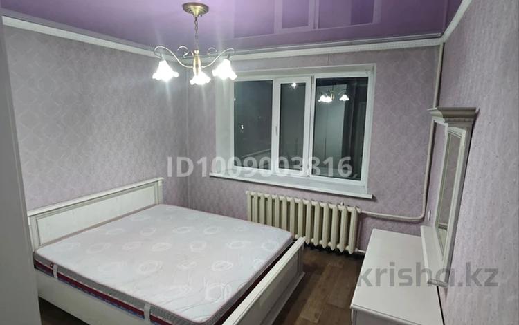 4-бөлмелі пәтер · 92 м² · 2/5 қабат, Ракишева — По Ракишева. возле киа центр., бағасы: 200 000 ₸ в Талдыкоргане, мкр Жастар — фото 2