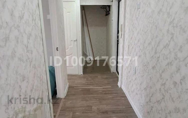 4-комнатная квартира · 61.1 м² · 5/5 этаж, Анаркулова 8 — Магазина БАЗЕТ за 19 млн ₸ в Жезказгане — фото 2