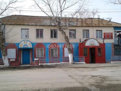 Продажа коммерческой недвижимости в Костанайской обл.: Офисы, магазины и бутики, склады, азс, автосервисы и автомойки, общепит, салоны красоты · 230 м² за 30 млн 〒 Офисы, магазины и бутики, склады, азс, автосервисы и автомойки, общепит, салоны красоты · 230 м² за 30 млн 〒 в Денисовке