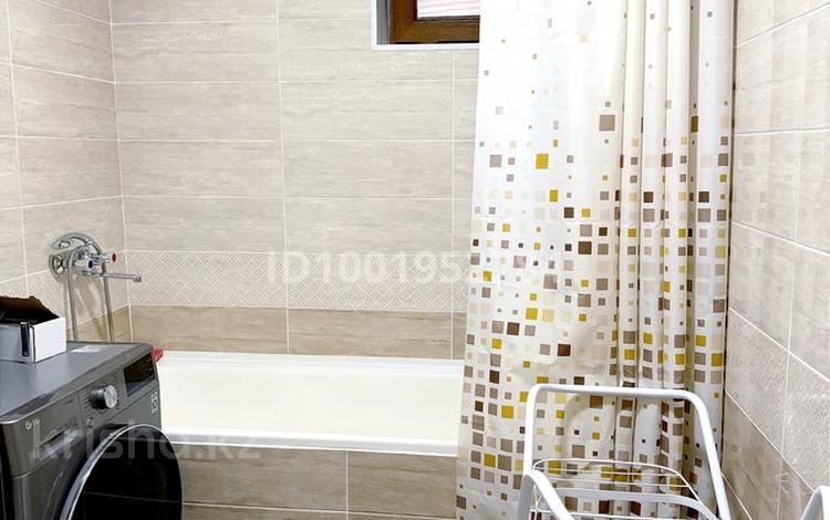 Отдельный дом · 3 комнаты · 97 м² · 6 сот., Пр Абая за 45 млн ₸ в Усть-Каменогорске, Ульбинский — фото 2