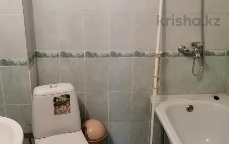 1-комнатная квартира · 36.4 м² · 5/5 этаж, мкр Кунаева 21 за 12.5 млн ₸ в Уральске — фото 2