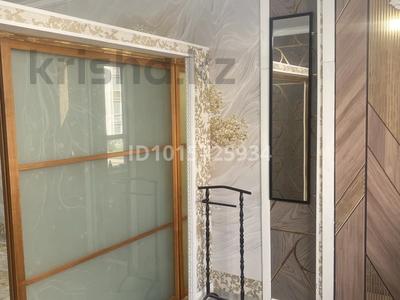 1-комнатная квартира · 34 м² · 2/12 этаж, мкр Акбулак, Момышулы 100 за 21.5 млн ₸ в Алматы, Алатауский р-н