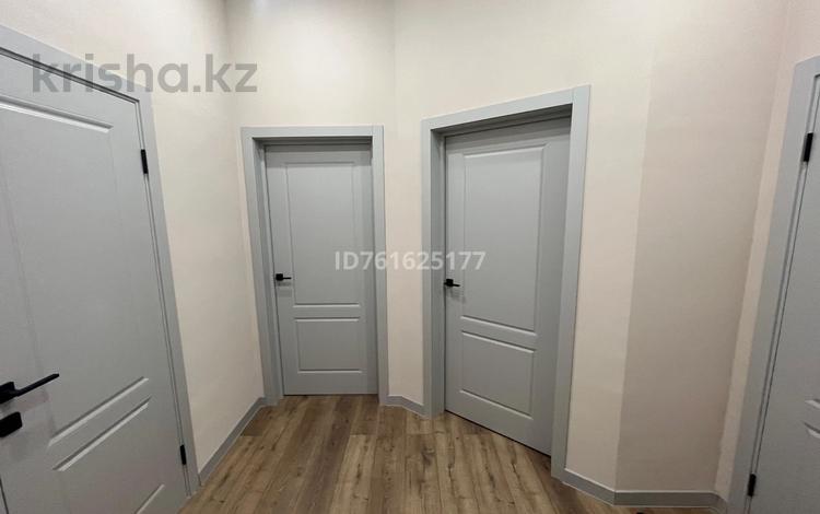 1-бөлмелі пәтер · 50 м² · 6/9 қабат, мкр. Алтын орда, Пр. Алии Молдагуловой 66г, бағасы: 26.5 млн ₸ в Актобе — фото 6