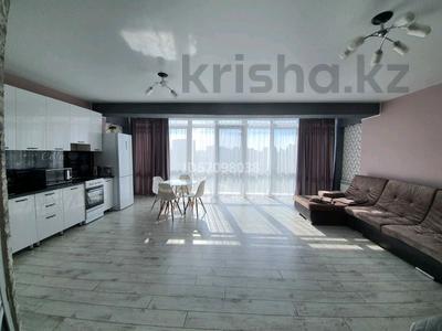 1-комнатная квартира · 52 м² · 5/10 этаж, улица Протозанова 97/3 за 330 000 〒 в Усть-Каменогорске