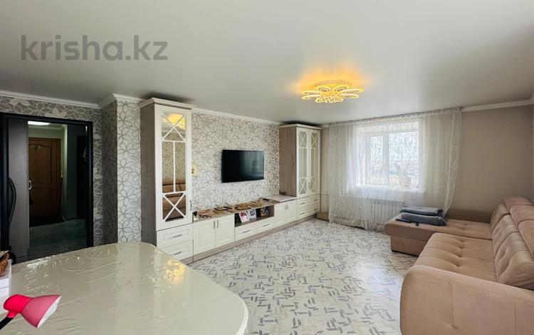 3-комнатная квартира · 63 м² · 5/5 этаж, Станционная за 9.3 млн ₸ в Шахтинске — фото 2