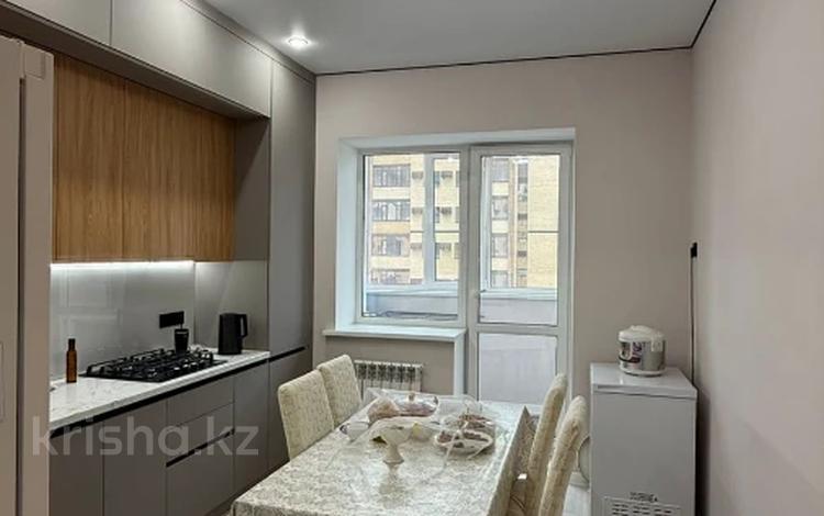 2-комнатная квартира · 69 м² · 6/9 этаж, мкр. Алтын орда за 32 млн ₸ в Актобе — фото 2