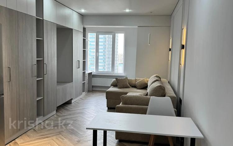 1-комнатная квартира · 30 м² · 9/17 этаж, Ауэзова 2/8 за 280 000 ₸ в Алматы, Алмалинский р-н — фото 2