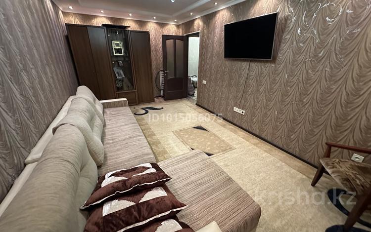 3-комнатная квартира · 62 м² · 2/5 этаж, Абая 21 — Самый центр за 33 млн ₸ в  — фото 2