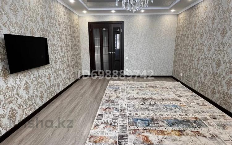 4-комнатная квартира · 122.5 м² · 4/6 этаж, мкр Женис за 52 млн ₸ в Уральске — фото 6