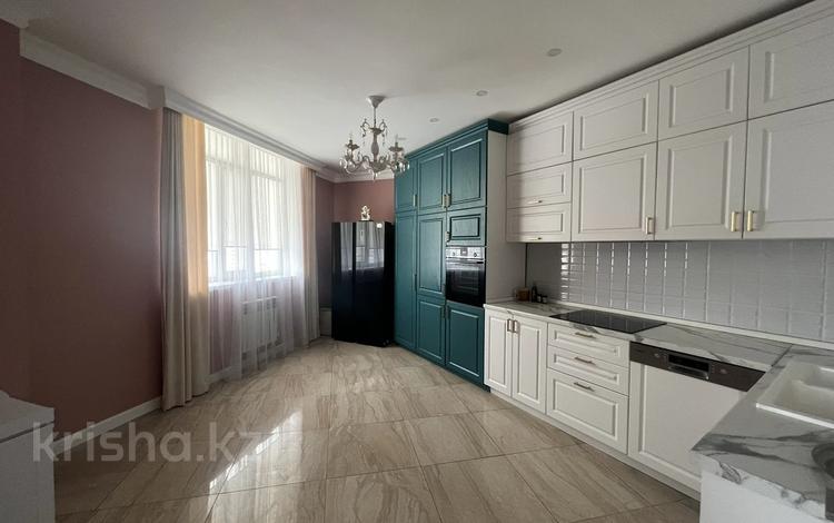 4-бөлмелі пәтер · 130 м², Чингиз Айтматов 38, бағасы: 60 млн ₸ в Астане, Нура р-н — фото 2