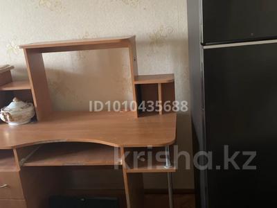 1-бөлмелі пәтер · 18 м² · 2/2 қабат, мкр Акбулак, Центр 1 — Школа номер 8, бағасы: 5 000 〒 в Таразе