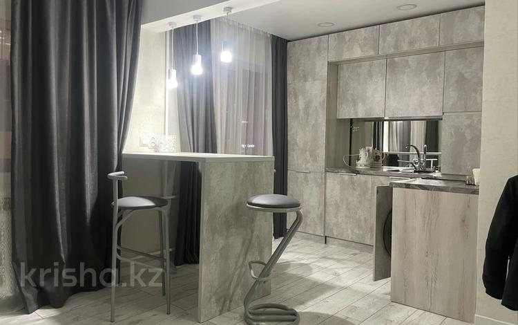 1-комнатная квартира · 33 м² · 2/5 этаж, Горького 82 за 4 500 ₸ в Усть-Каменогорске — фото 2