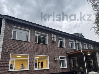 Свободное назначение, офисы, магазины и бутики, салоны красоты, медцентры и аптеки, образование, кабинеты и рабочие места, студии · 360 м² за ~ 2.2 млн 〒 в Караганде, Казыбек би р-н