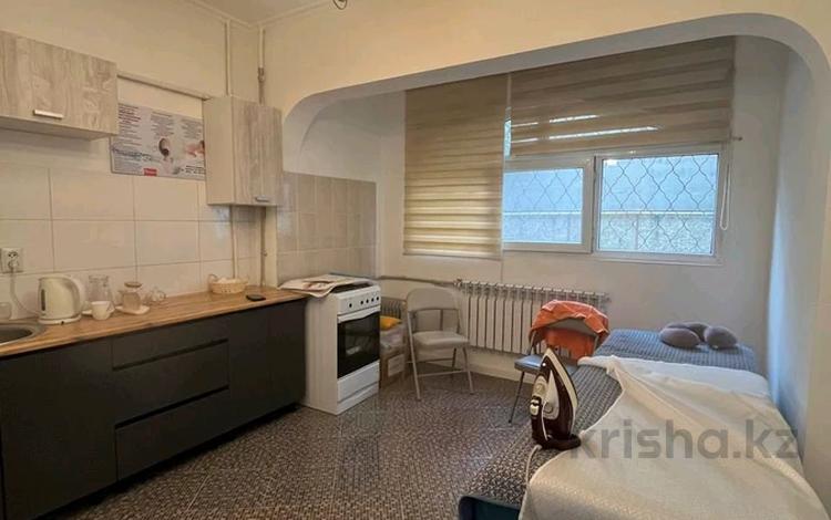 1-комнатная квартира · 44 м² · 1/5 этаж, мкр Мамыр-1, мкр Мамыр-2 10 за 27.9 млн ₸ в Алматы, Ауэзовский р-н — фото 2