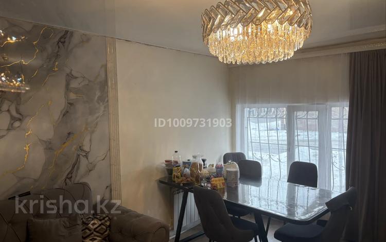 Жеке үй · 8 бөлме · 150 м² · 4 сот., мкр Михайловка — Москвина Михайловский роддом, бағасы: 35 млн 〒 в Караганде, Казыбек би р-н — фото 2