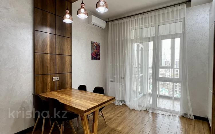 2-комнатная квартира, 79 м², 11/21 этаж помесячно, Сейфуллина 574/1 к3