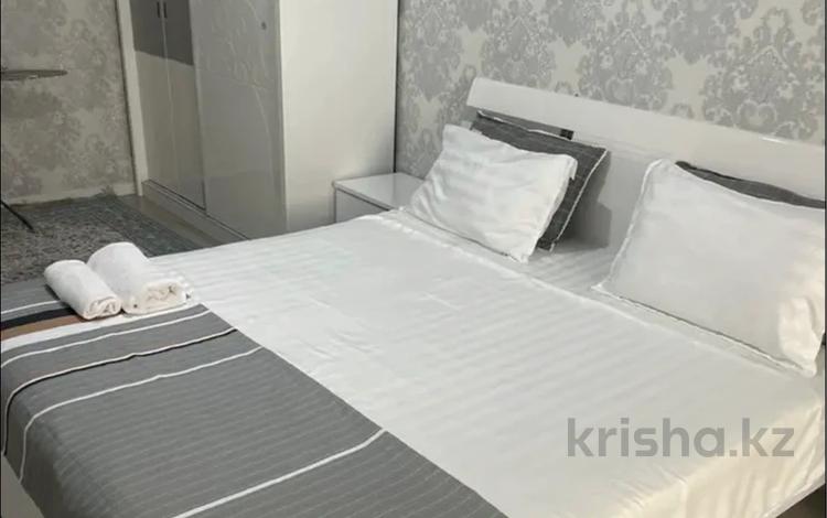 2-комнатная квартира · 68 м² · 1/6 этаж, 16-й мкр , 16-й микрорайон, 19,17 43 за 2 000 〒 в Актау — фото 10