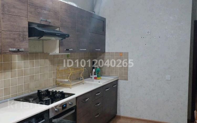 3-бөлмелі пәтер · 75 м² · 1/5 қабат, 3-й мкр 24, бағасы: 210 000 ₸ в Актау — фото 2