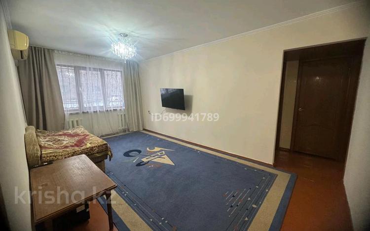 3-комнатная квартира · 60 м² · 1/4 этаж, мкр №5 9 — Абая Алтынсарина