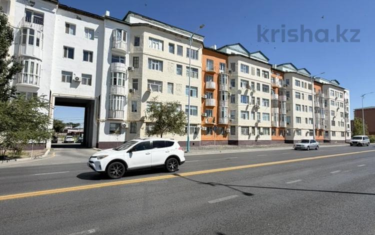 3-комнатная квартира · 100 м² · 3/5 этаж, Тауелсиздик 1 за 20 млн ₸ в  — фото 2