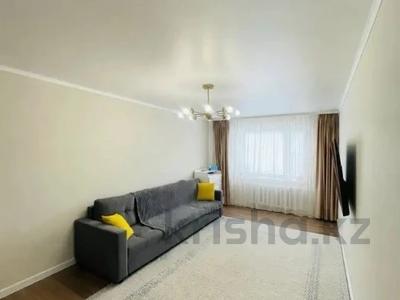 2-комнатная квартира · 58 м² · 7/10 этаж, улица Темирбека Жургенова 30 за 28.5 млн ₸ в Астане, Сарайшык р-н