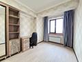 3-комнатная квартира · 150 м² · 10/10 этаж, Ауэзова 163а за 500 000 〒 в Алматы, Бостандыкский р-н — фото 9