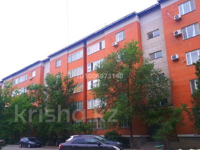 2-комнатная квартира · 70 м² · 1/5 этаж, мкр Центральный, Абая 11А за 29 млн 〒 в Атырау