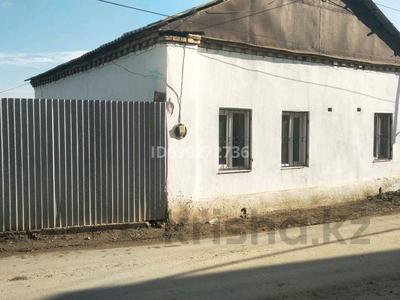 Жеке үй · 3 бөлме · 51.5 м² · 6 жүзд., Жунисова 26 — По Токмагамбетова за кольцевой, рядом находится КЛАДБИЩЕ и ДЕТЕЙЛИНГ, бағасы: 13 млн ₸ в 