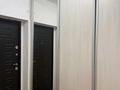 1-комнатная квартира · 35 м² · 13/17 этаж, Бауыржана Момышулы 24 за 150 000 ₸ в Караганде, Казыбек би р-н — фото 6