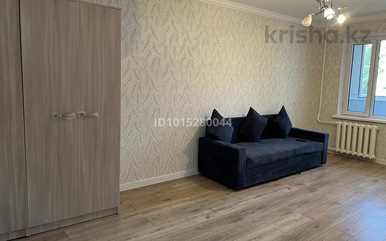 1-комнатная квартира · 40 м² · 2/4 этаж, Жарокова 95 — Жарокова/Абая за 280 000 ₸ в Алматы, Алмалинский р-н — фото 2