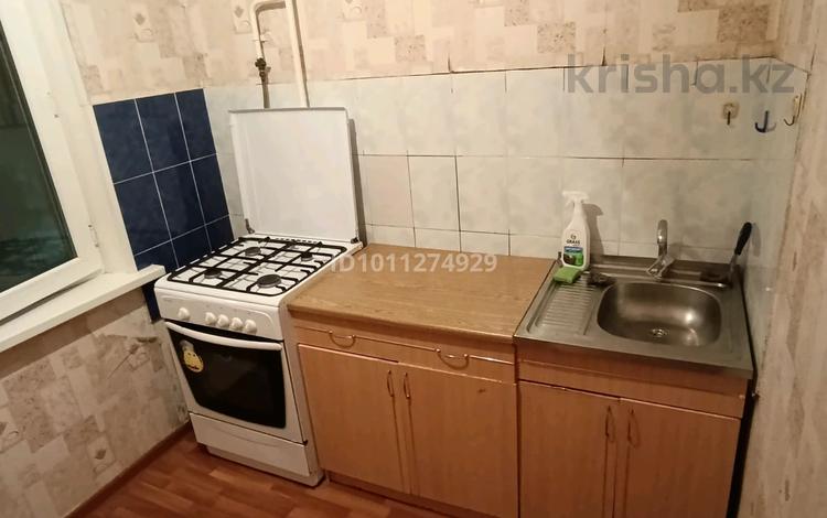 2-бөлмелі пәтер · 50 м² · 4/5 қабат, Хамида Чурина 160 — Курмангазы, бағасы: 115 000 ₸ в Уральске, мкр Школьник — фото 4