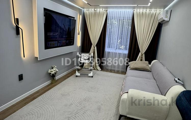 3-бөлмелі пәтер · 63 м² · 2/5 қабат, Жаманкулова 6/1, бағасы: 16 млн ₸ в Актобе, мкр Москва — фото 2