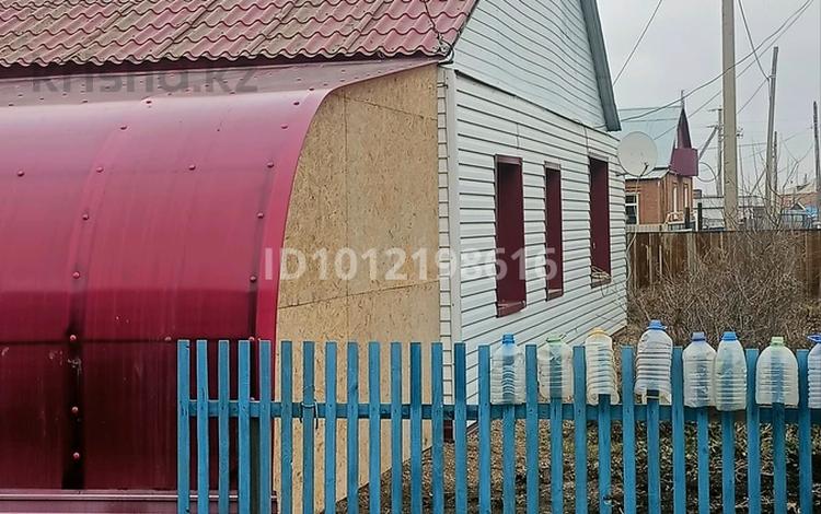 Жеке үй · 4 бөлме · 100 м² · 10 жүзд., Элеваторная 9 — Находится возле казахской школы, бағасы: 25 млн ₸ в Новоишимском — фото 2