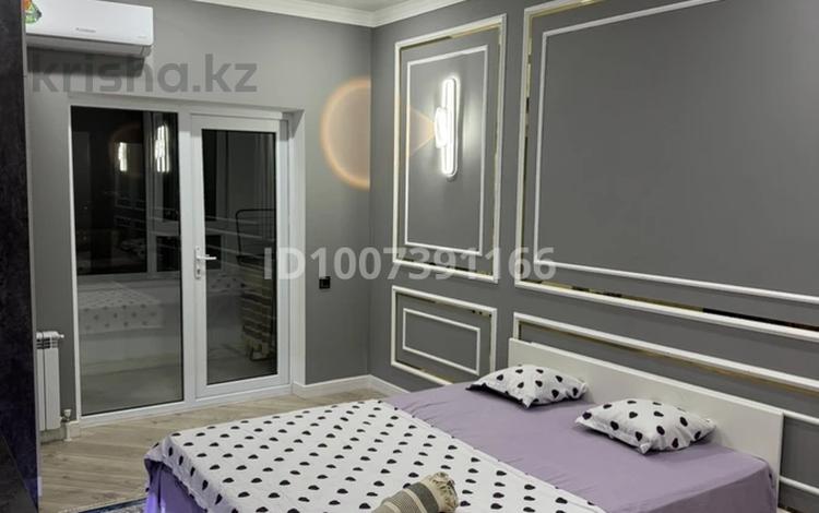 1-комнатная квартира · 55 м² · 10/12 этаж, мкр Нурсат 2, Аргынбекова 29/6 к5 — Шаяхметов за 16 000 ₸ в Шымкенте, Каратауский р-н — фото 2