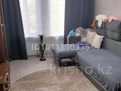 2-бөлмелі пәтер · 48 м² · 2/2 қабат, мкр Михайловка , Мусина 36, бағасы: 15 млн ₸ в Караганде, Казыбек би р-н
