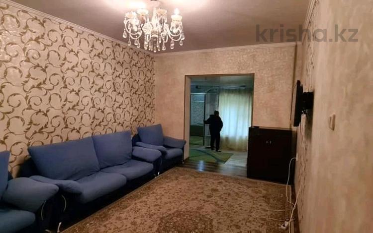 2-комнатная квартира, 54 м², 1/5 этаж помесячно, мкр Север 46