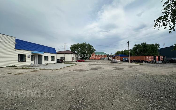 Свободное назначение, офисы, магазины и бутики, склады, салоны красоты, сельское хозяйство, образование, кабинеты и рабочие места, студии · 28 м² за 50 000 〒 в Костанае, 6-й микрорайон — фото 23