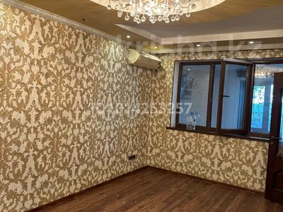 4-бөлмелі пәтер · 70 м² · 1/5 қабат, 8-шағынаудан, Мангельдина 40 — Темирланское шоссе, бағасы: 300 000 ₸ в Шымкенте, Туран р-н