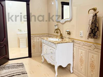 Отдельный дом · 7 комнат · 464 м² · 10 сот., Хамзы Сыздыкова 31 — Проспект Астана за 100 млн 〒 в 