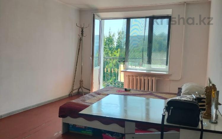 3-бөлмелі пәтер · 74 м² · 5/5 қабат, Абая 130, бағасы: 31 млн ₸ в Таразе — фото 2